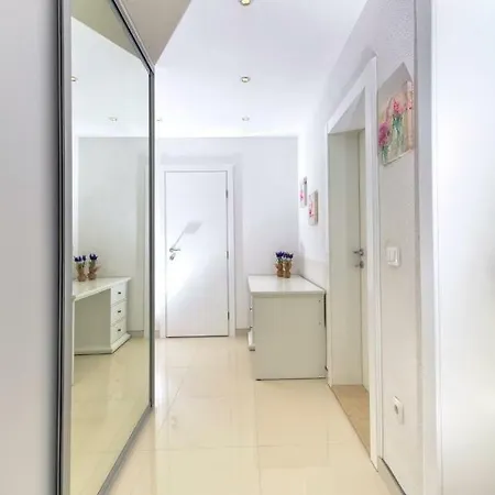 Apartment Vekic Makarska