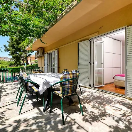 Apartment Vekic Makarska